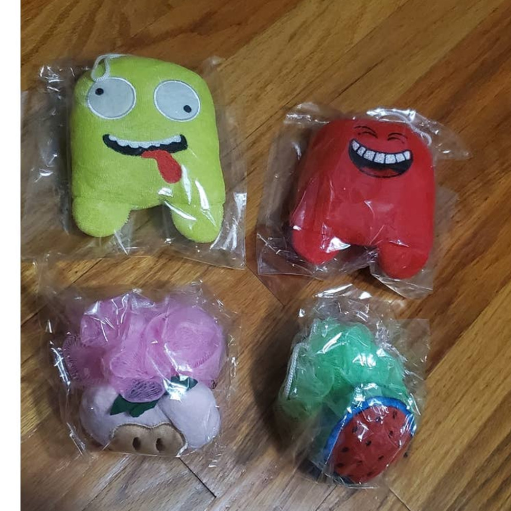 CRAZY SPONGE LOOFAH LOT ~ 2 Cartoon Sponges & 2 Fruit Loofahs